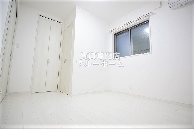 その他部屋・スペース　白色が基調のお部屋です！
