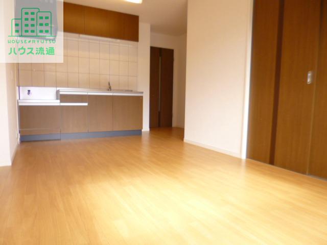 ヴァンベールKOUKIの居間写真