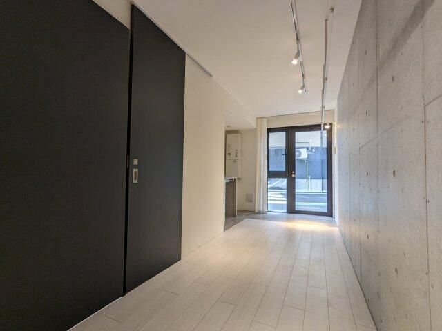 東急目黒線 西小山駅 徒歩6分 5階建 築9年の居間写真