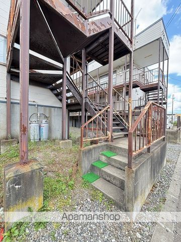 ハイツたてわきIの外観写真