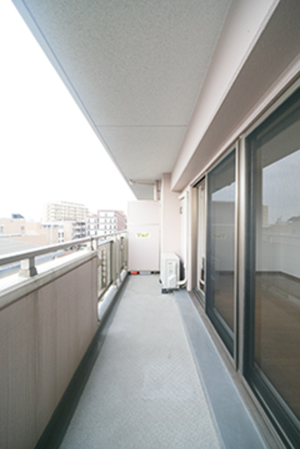 バルコニー　※写真は同タイプ住戸です。