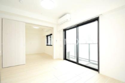 居室・リビング　同物件別部屋参照