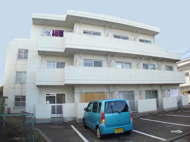 仙台市若林区中倉のマンションの建物外観