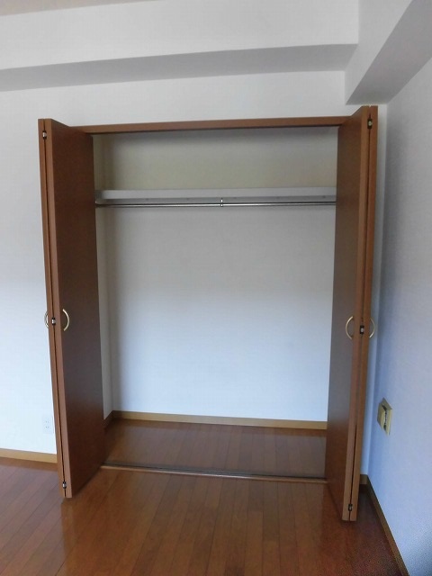 収納　北側洋室のクローゼット