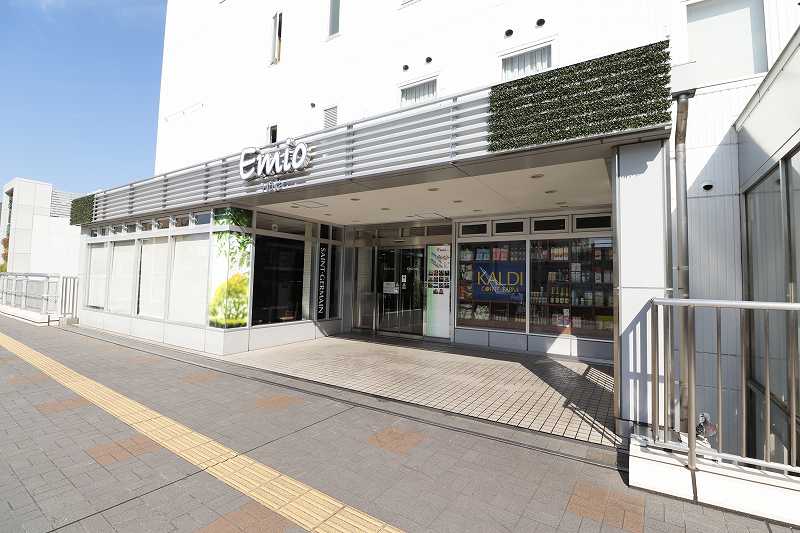 ショッピングセンター　（ショッピングセンター）まで400m