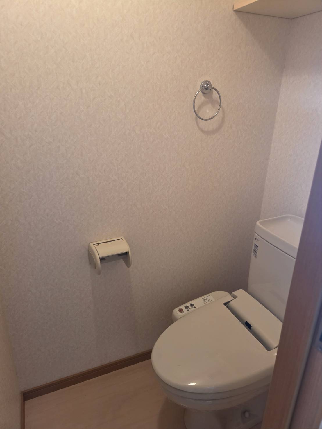 スカイコート紫原のトイレ写真