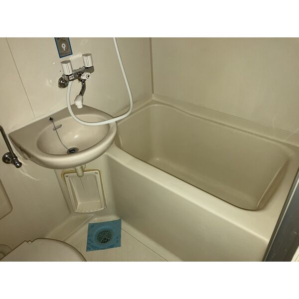 バス・シャワールーム　同物件別室です。