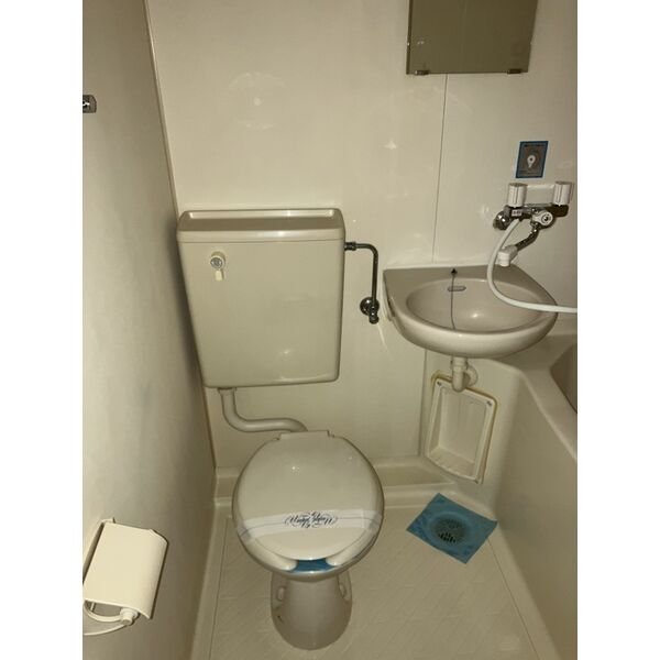 洗面設備　同物件別室です。