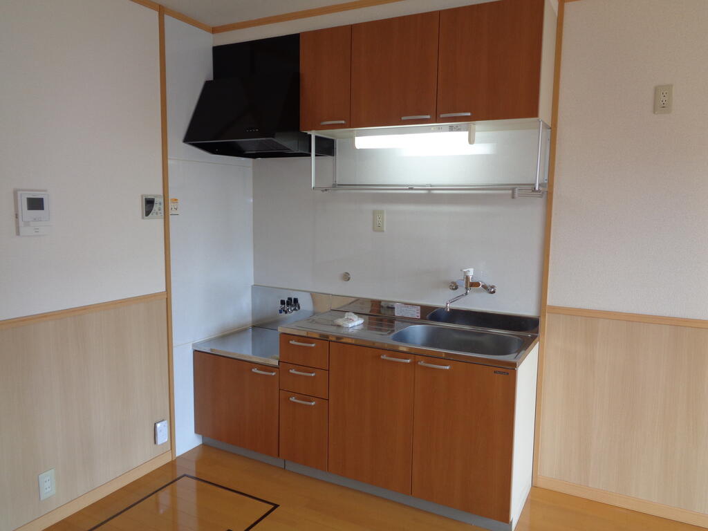 キッチン　上下棚付きキッチン