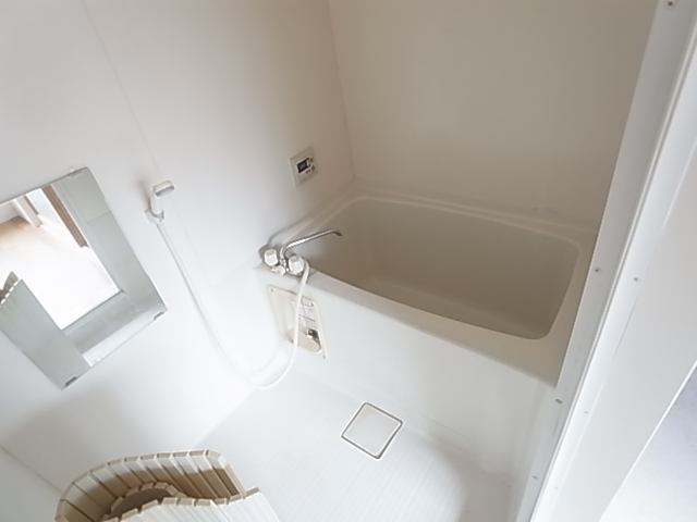 バス・シャワールーム　バスルーム