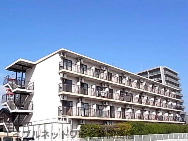 静岡市駿河区豊田のマンションの建物外観