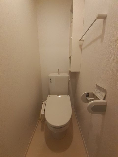 【イズミ・ハイツのトイレ】