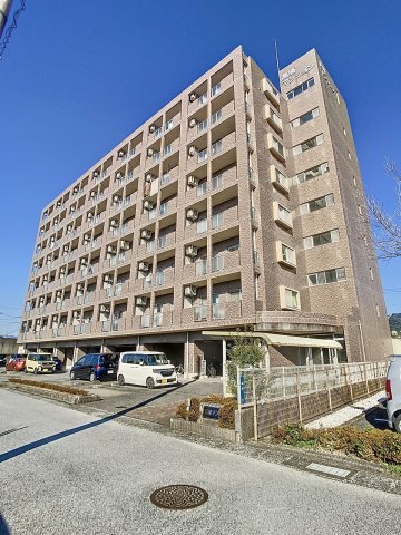 【高そねマンションの建物外観】