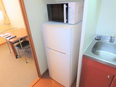 その他　電子レンジ、冷蔵庫完備