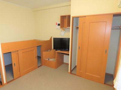 収納　クローゼット、ベッド下収納あり