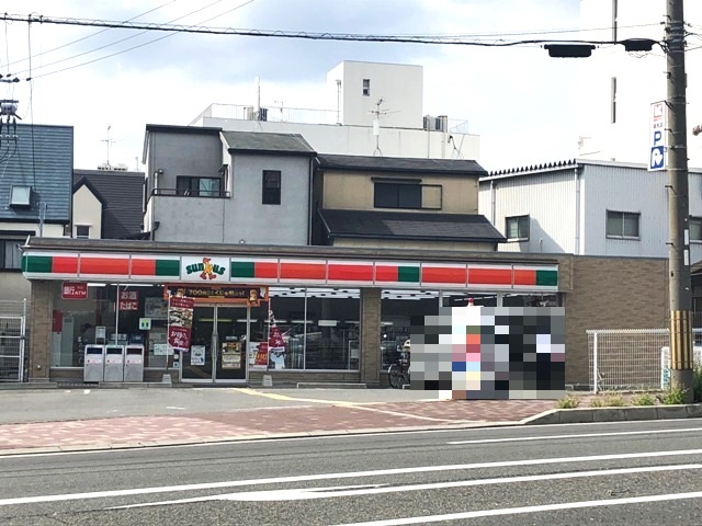 【吹田市内本町のマンションのコンビニ】