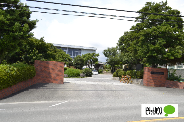 【グリーンシャトー三園の小学校】