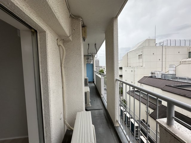 【板橋区蓮根のマンションのバルコニー】