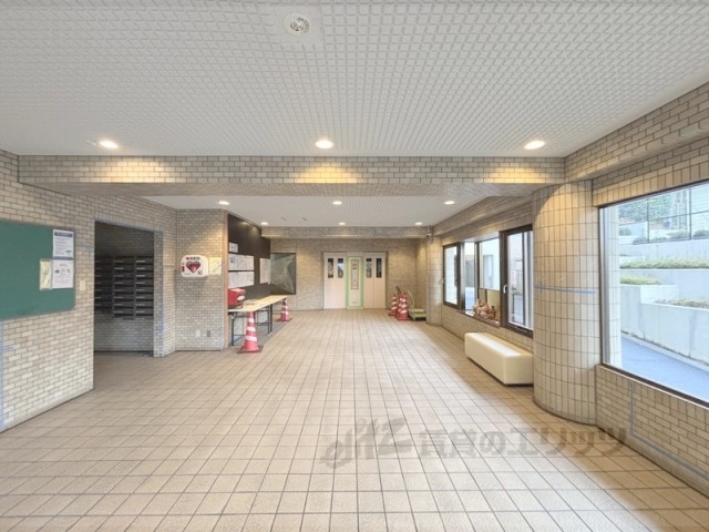 ロビー　ロビー