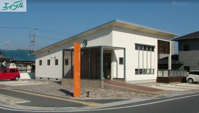 病院　やまもと小児歯科・矯正歯科クリニック（病院）まで423m