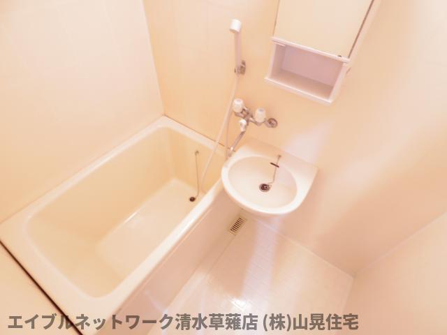 バス・シャワールーム　お風呂で日々の疲れを落としましょう