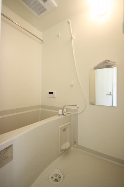 バス・シャワールーム　同物件別室