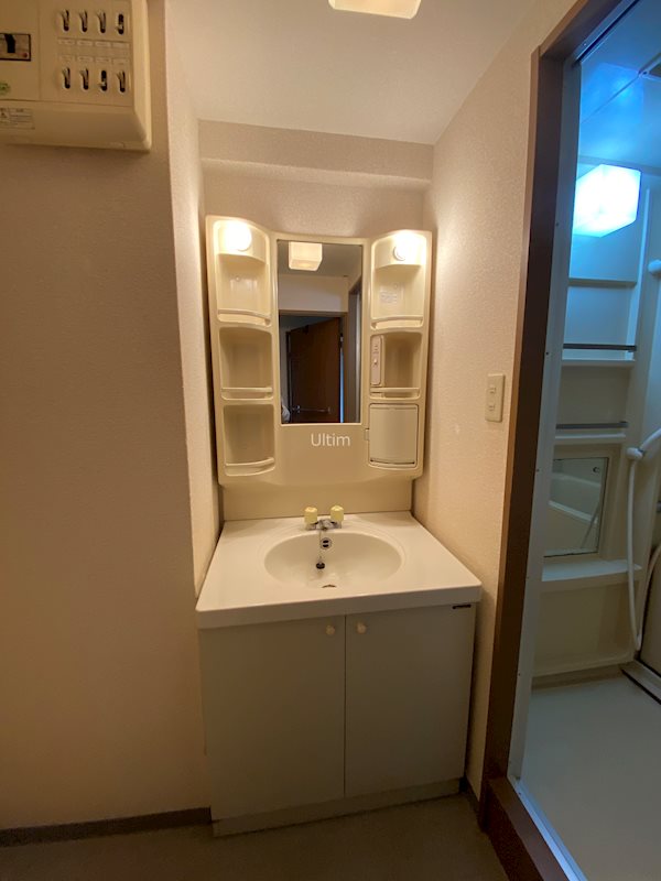 洗面設備　別部屋のお写真です。ご参考までに！