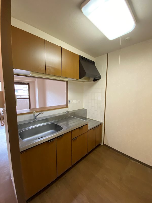 キッチン　別部屋のお写真です。ご参考までに！