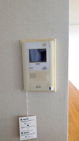 セキュリティ　TVモニターホン付きで来客があっても確認出来て安心です！