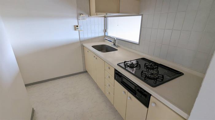 キッチン　広々キッチン！お料理もはかどります！