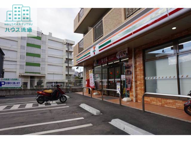コンビニ　セブンイレブン長崎清水町店（コンビニ）まで534m