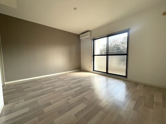 居室・リビング　南向きです♪