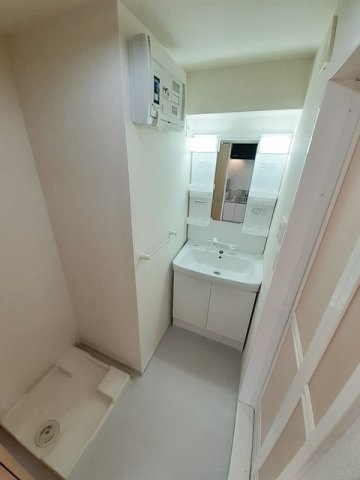 洗面設備　広い洗面スペース