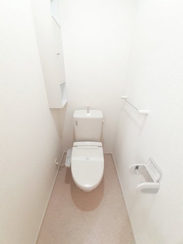 トイレ　シンプルで使いやすいトイレです
