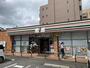 コンビニ　セブンイレブン福岡七隈7丁目店（コンビニ）まで590m