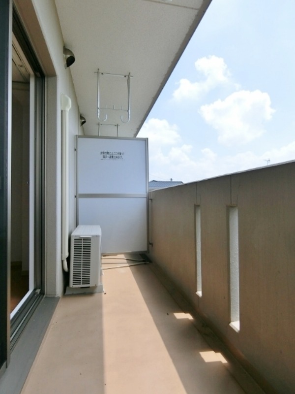 バルコニー　図面と現状に相違がある場合には現状を優先