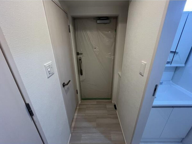 玄関　スプランディッド上本町WEST　玄関