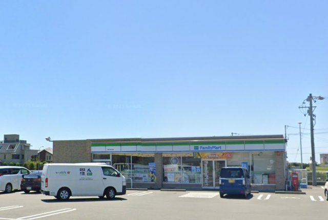 コンビニ　ファミリーマート　掛川なか店（コンビニ）まで705m