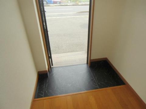 玄関　玄関（イメージ）