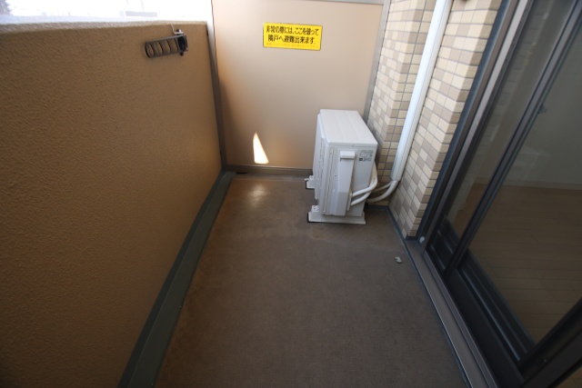 バルコニー　※別室の参考写真の為、現況優先です。