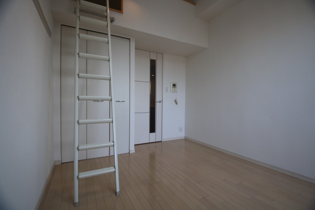 居室・リビング　※別室の参考写真の為、現況優先です。