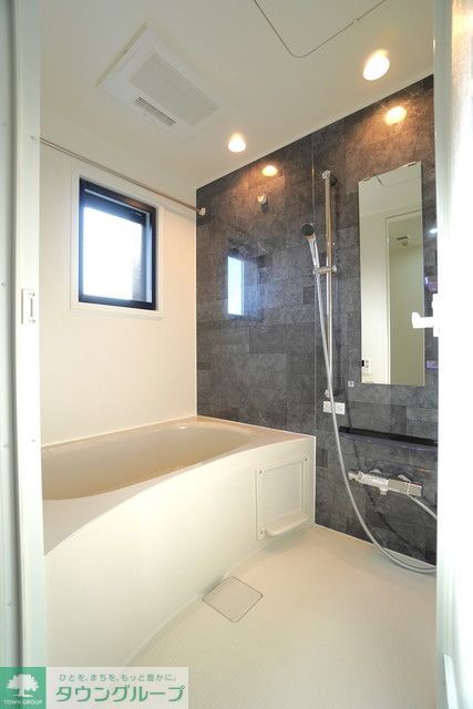 バス・シャワールーム　※写真は同タイプ住戸です。