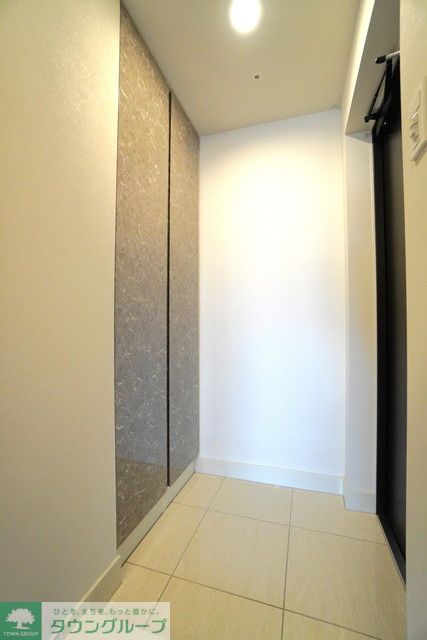 玄関　※写真は同タイプ住戸です。