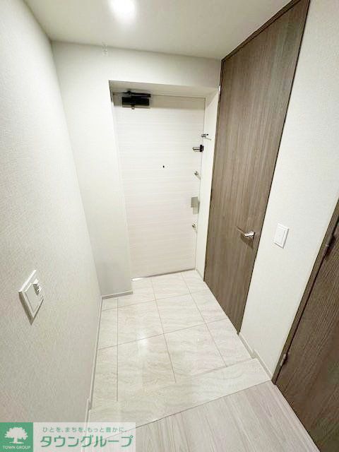 玄関　キッチン