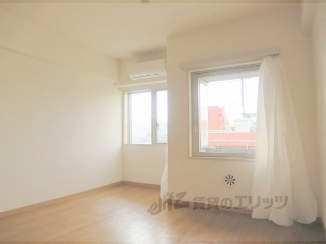 居室・リビング　洋室