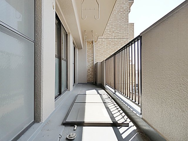 バルコニー　（南側）バルコニー