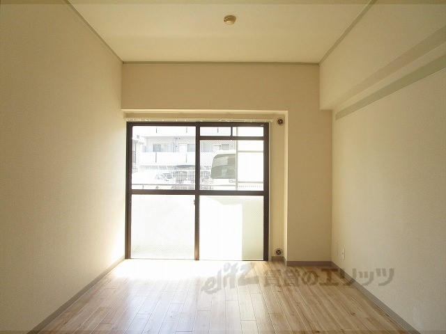 居室・リビング　洋室