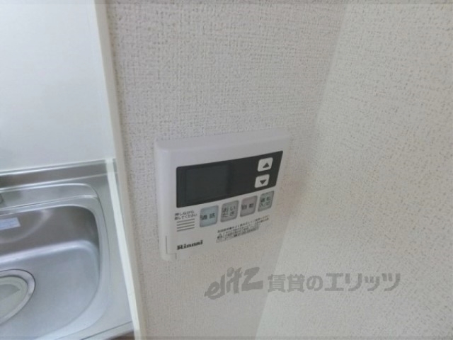 その他設備　給湯器リモコン