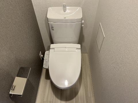 トイレ　トイレ