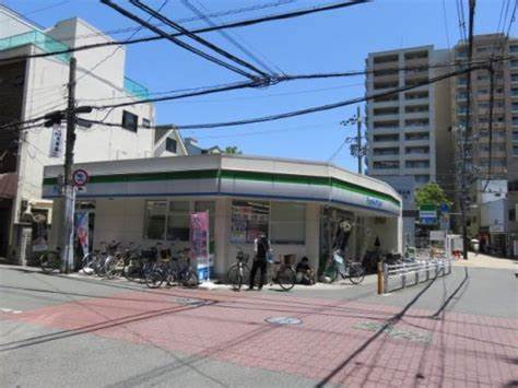 コンビニ　ファミリーマート 千林二丁目店（コンビニ）まで327m